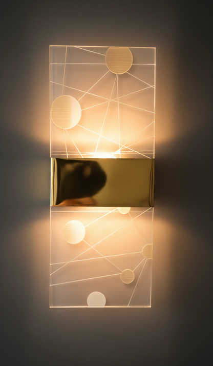eqralic wall light